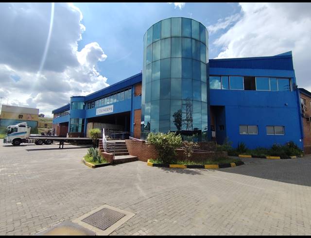 10,000M² WAREHOUSE FOR SALE IN JUPITER